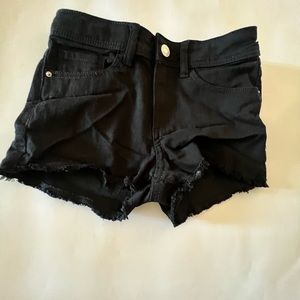 H&M denim shorts in black Girls age group 10